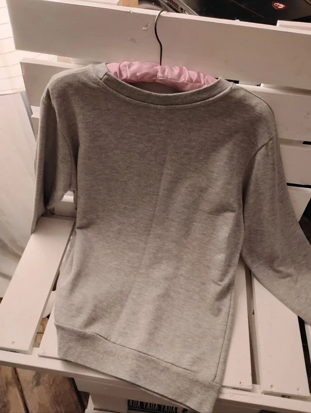 Nike Men's Charcoal Gray Crewneck Sweatshirt